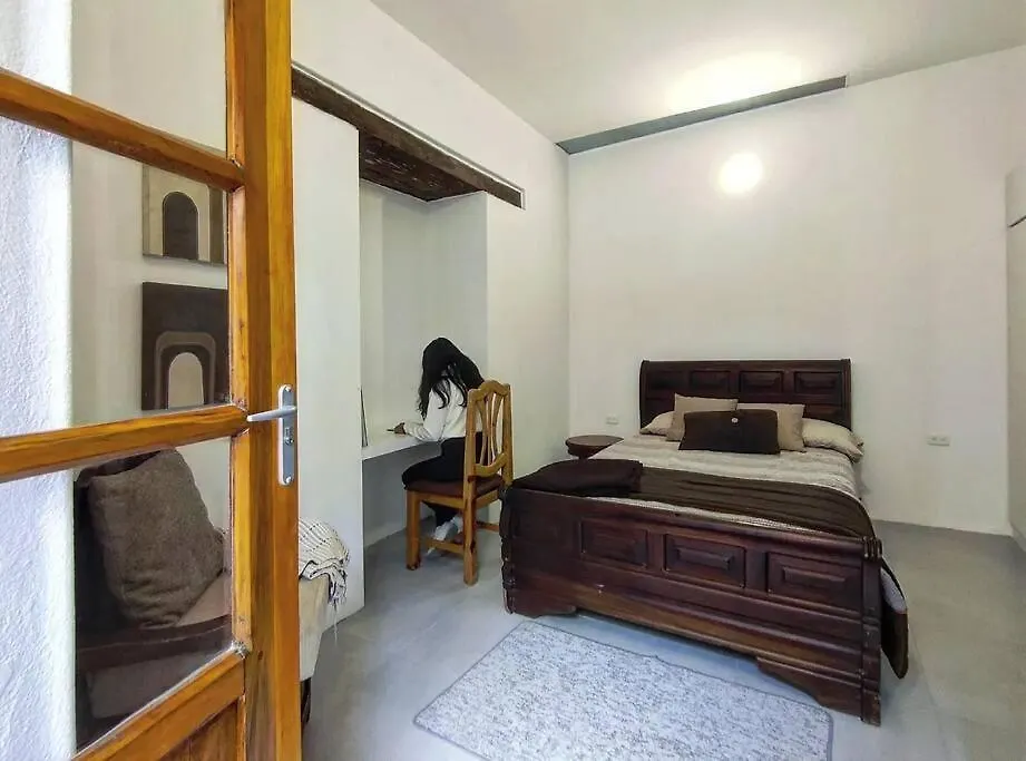 San Tola, Estudio 8 Apartamento Quito